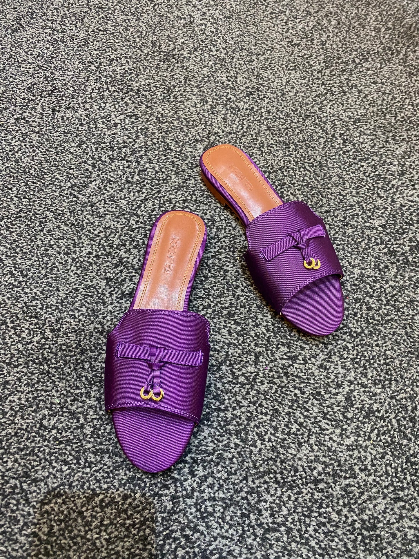 IJE SLIPPERS